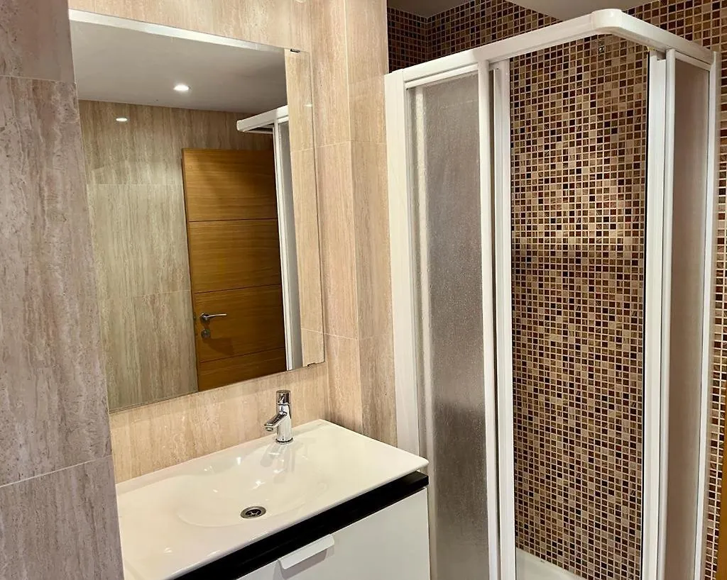 Large Apartment Near Fira And City Center L’Hospitalet de Llobregat