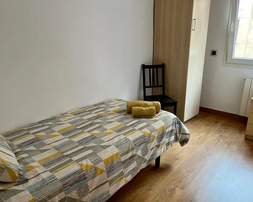Large Apartment Near Fira And City Center L’Hospitalet de Llobregat