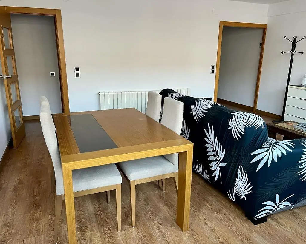 Large Apartment Near Fira And City Center L’Hospitalet de Llobregat