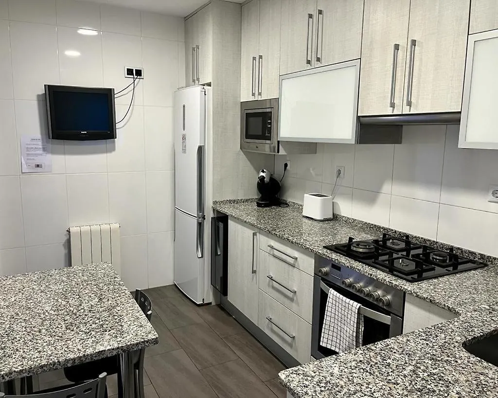 Large Apartment Near Fira And City Center L’Hospitalet de Llobregat 0*,  Spanien